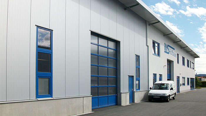 IHS Gebäude Hauptlagereinfahrt